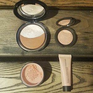 Highlightee, blush, bronzer set